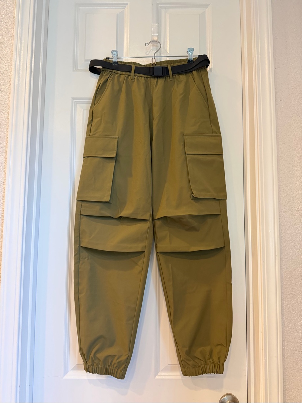 HALARA High Waisted Baggy Hiking Cargo Joggers with Pockets